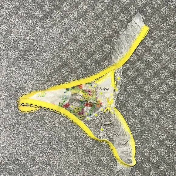 For Love and Lemons Summer Lovin Lace Lingerie Set - Picture 4 of 7